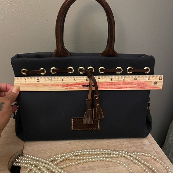Dooney Bourke bag - Picture 5 of 8